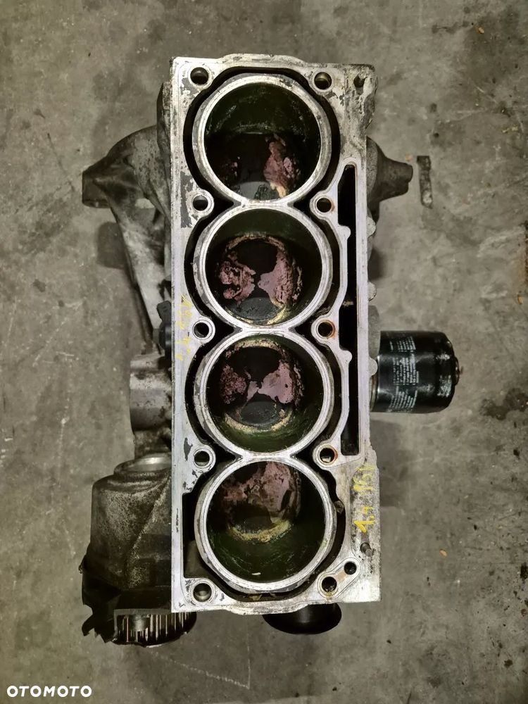 DOŁ BLOK SILNIKA AER - 6