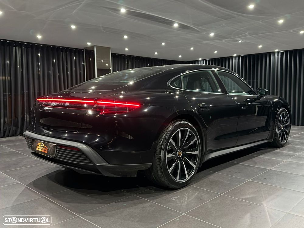 Porsche Taycan Standard - 8