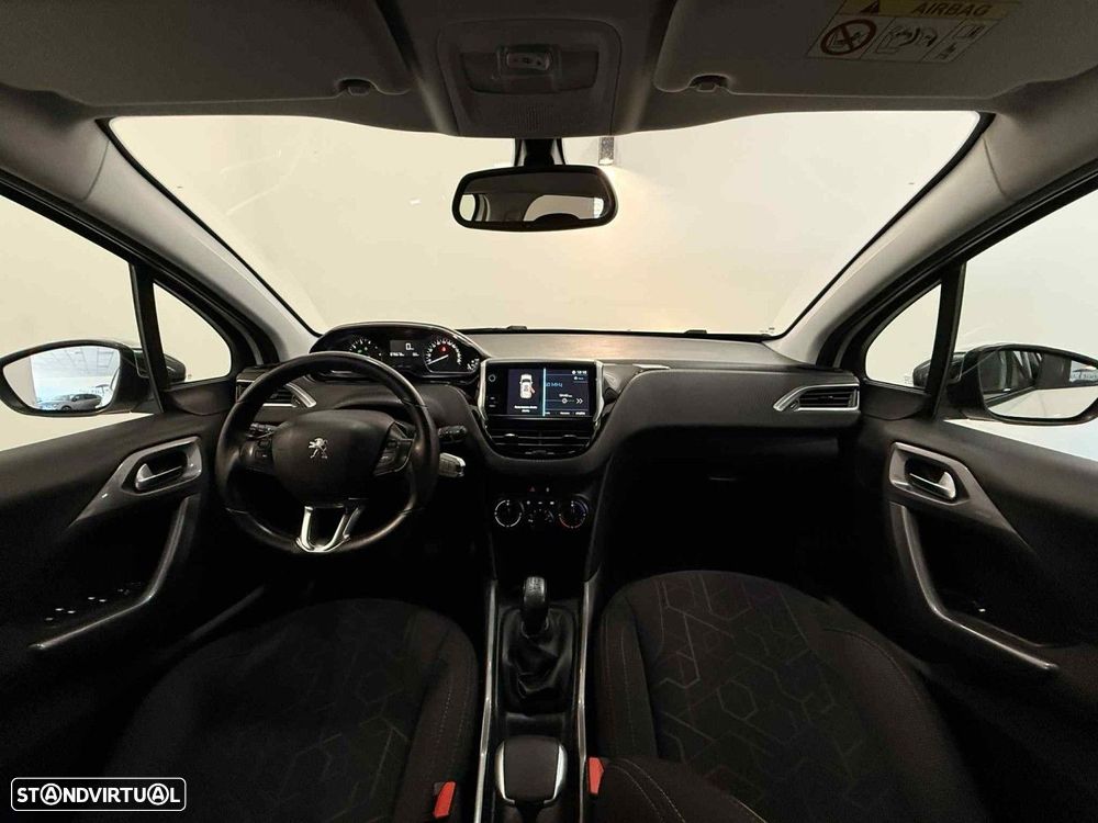 Peugeot 2008 1.2 PureTech Style - 9