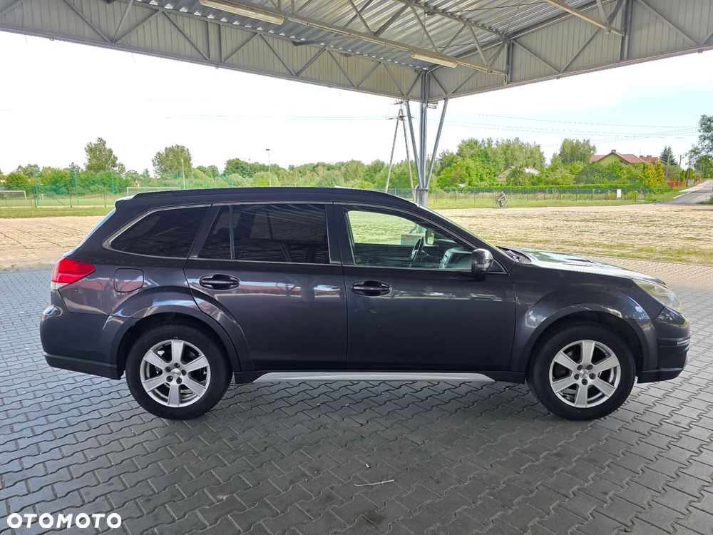 Subaru Outback - 6