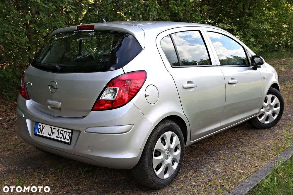 Opel Corsa 1.2 16V Easytronic Cosmo - 22