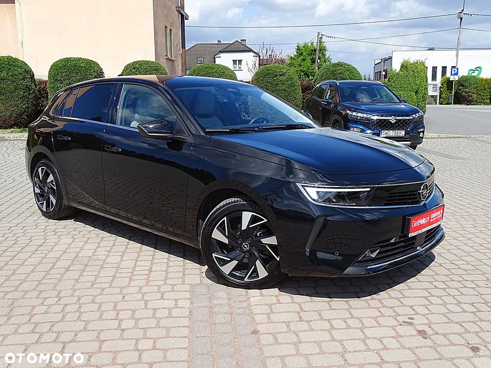 Opel Astra 1.2 Turbo GS - 17