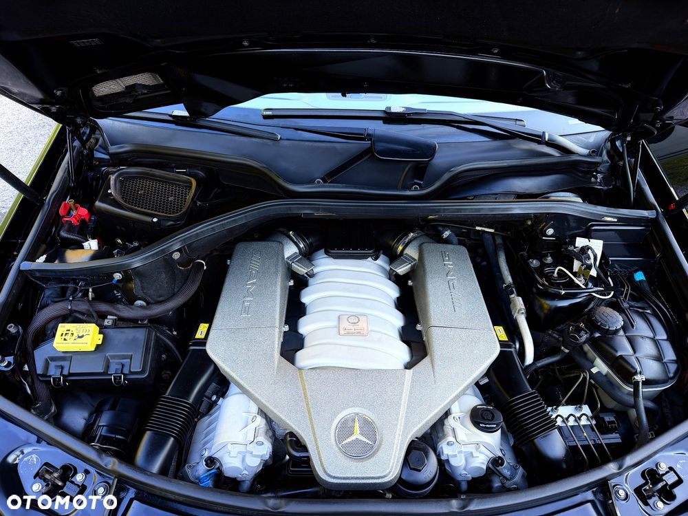 Mercedes-Benz ML 63 AMG 4Matic 7G-TRONIC - 30