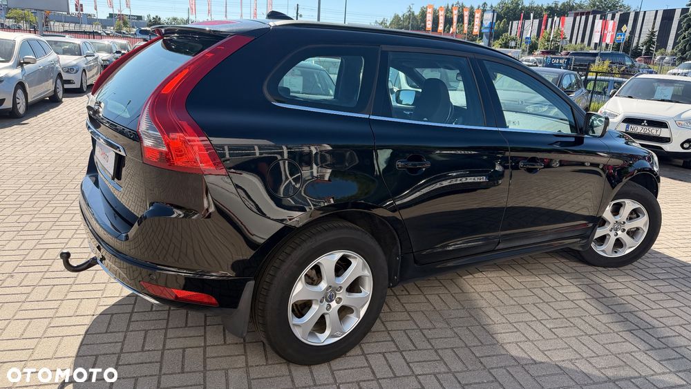 Volvo XC 60 D4 AWD Momentum - 3