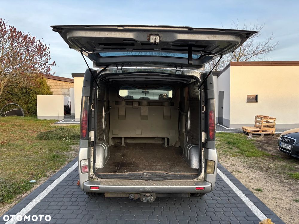 Opel Vivaro - 22