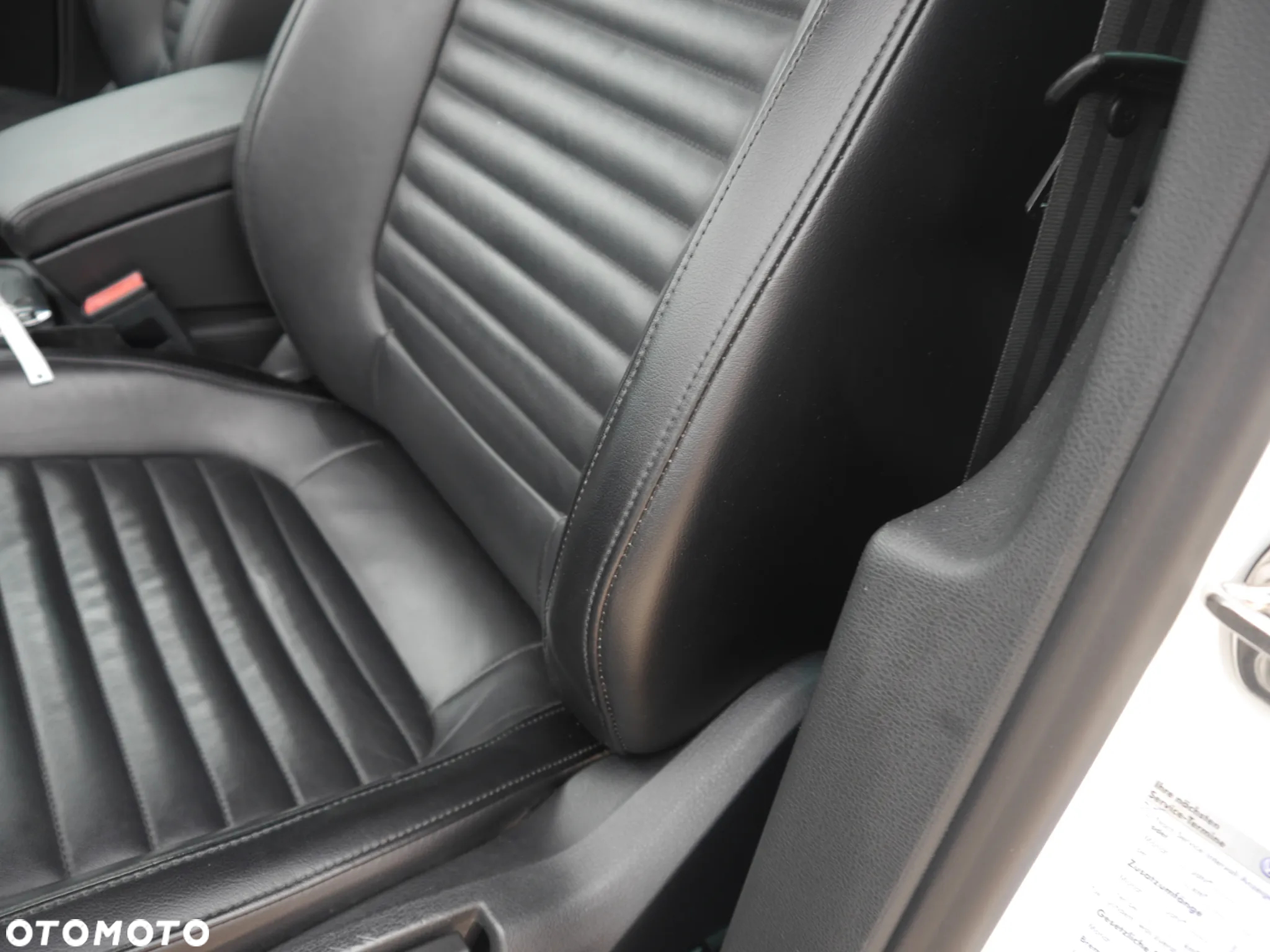 Volkswagen Passat Variant 2.0 TDI BlueMotion Technology Highline - 19