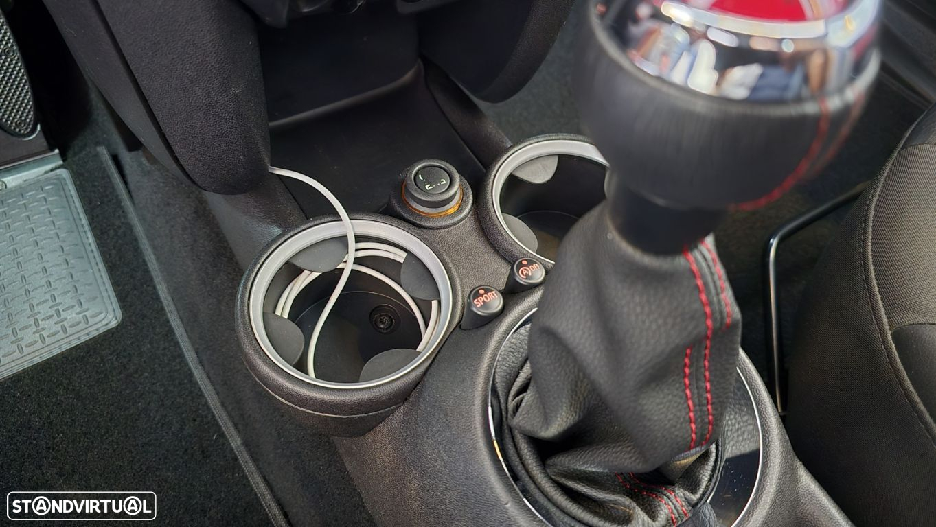 MINI 3 Portas Cooper D - 50