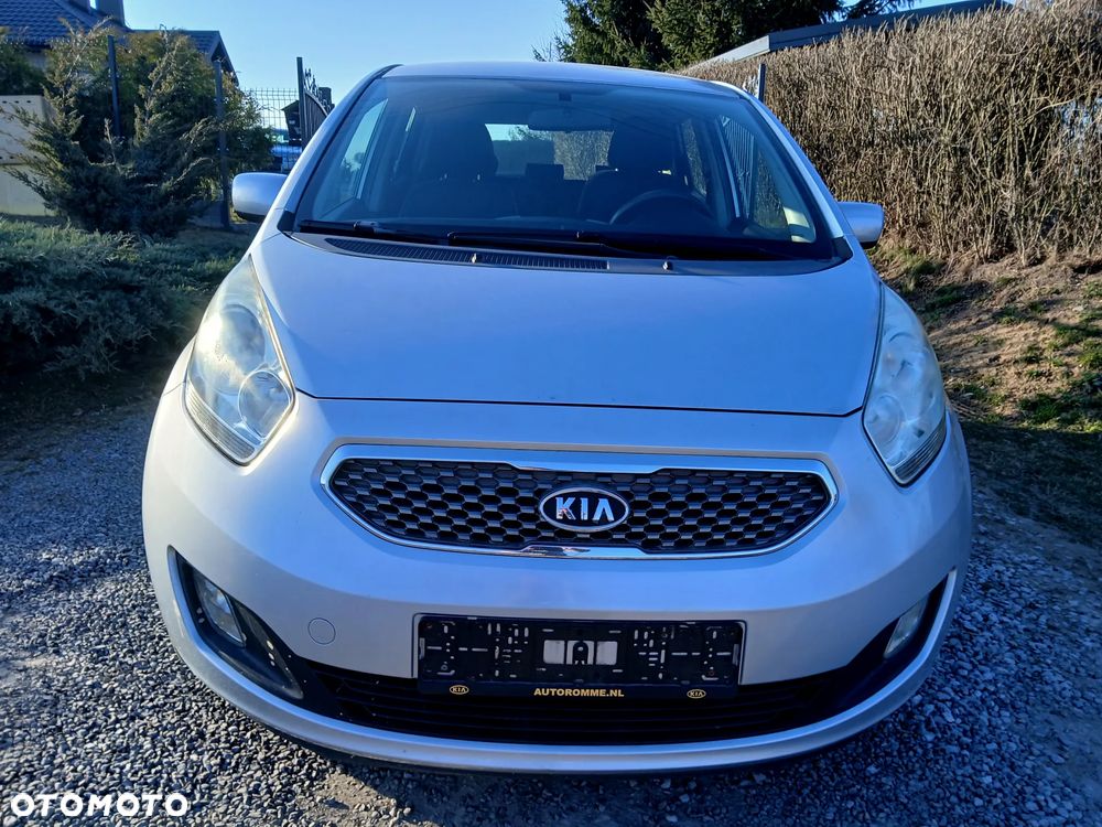 Kia Venga - 3