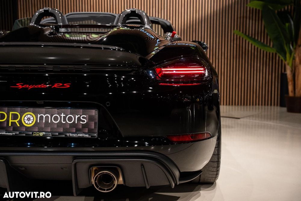 Porsche Boxster 718 Spyder RS - 15