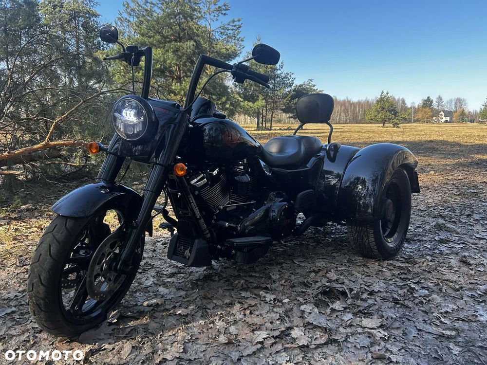 Harley-Davidson Trike Freewheeler - 1