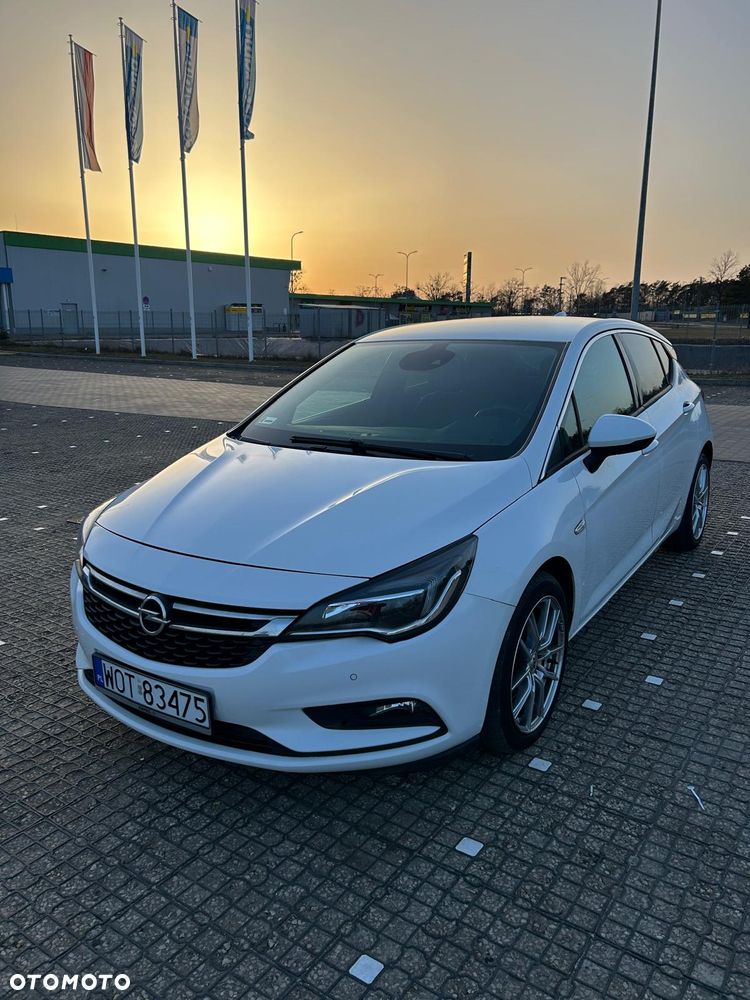 Opel Astra 1.6 CDTI Cosmo - 12