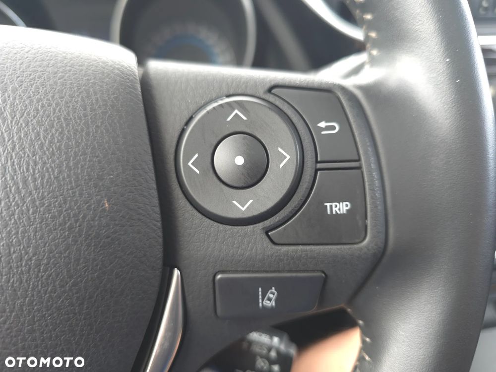 Toyota Auris Hybrid 135 Prestige - 26