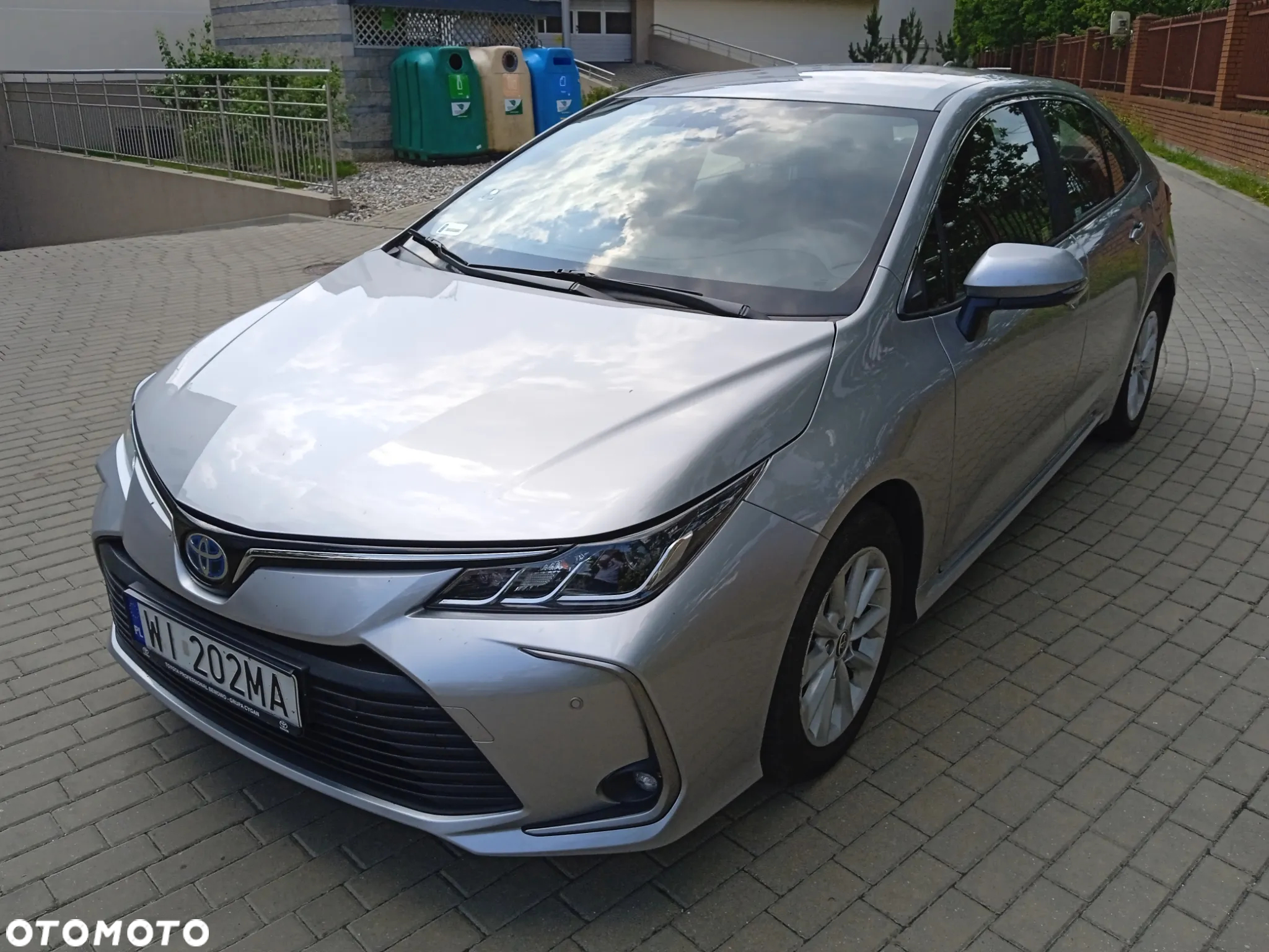 Toyota Corolla - 2