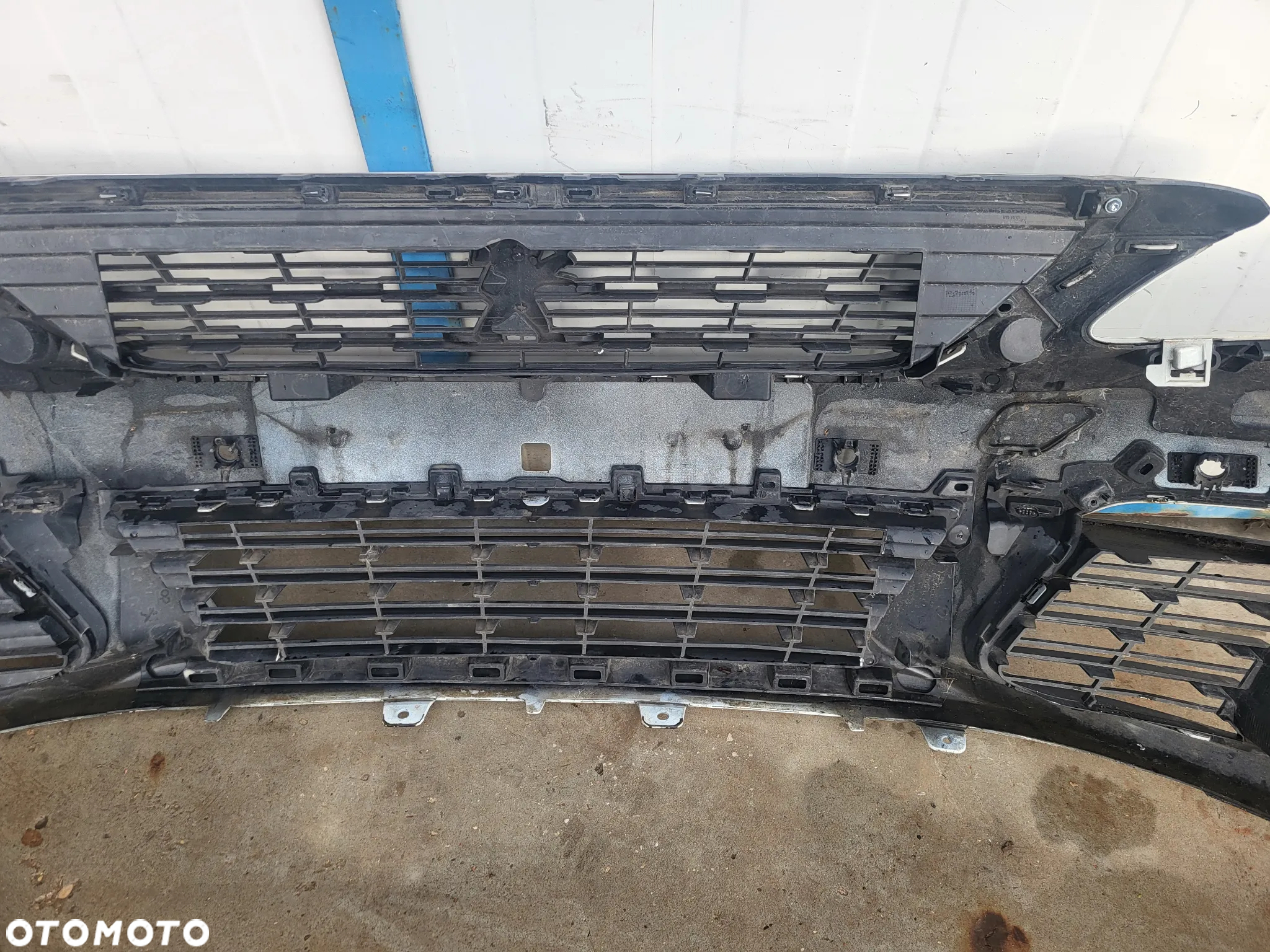 Zderzak przedni Peugeot 308 T9 LIFT 4 PDC - 14