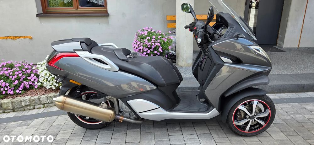 Peugeot Metropolis - 4