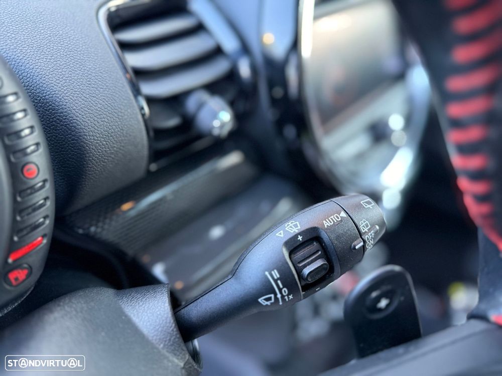 MINI Clubman Cooper SD ALL4 Auto Desportiva - 26