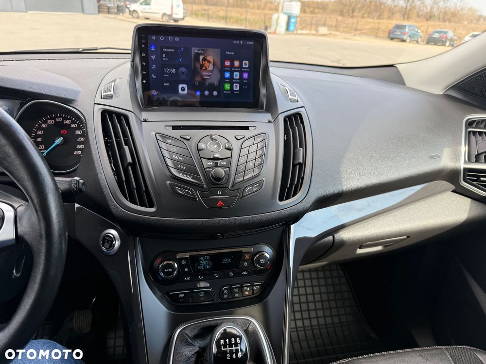 Ford Kuga 2.0 TDCi 4x4 Titanium - 29