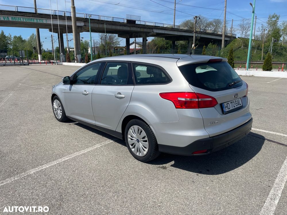 Ford Focus 1.5 TDCi DPF Start-Stopp-System Business - 4