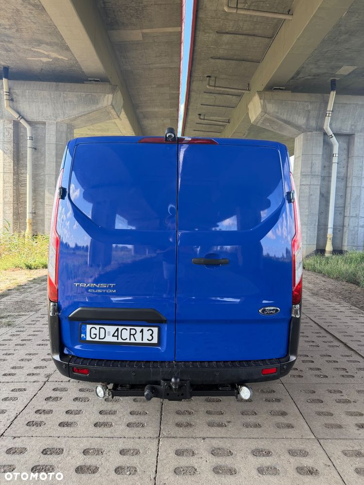 Ford Transit Custom - 11