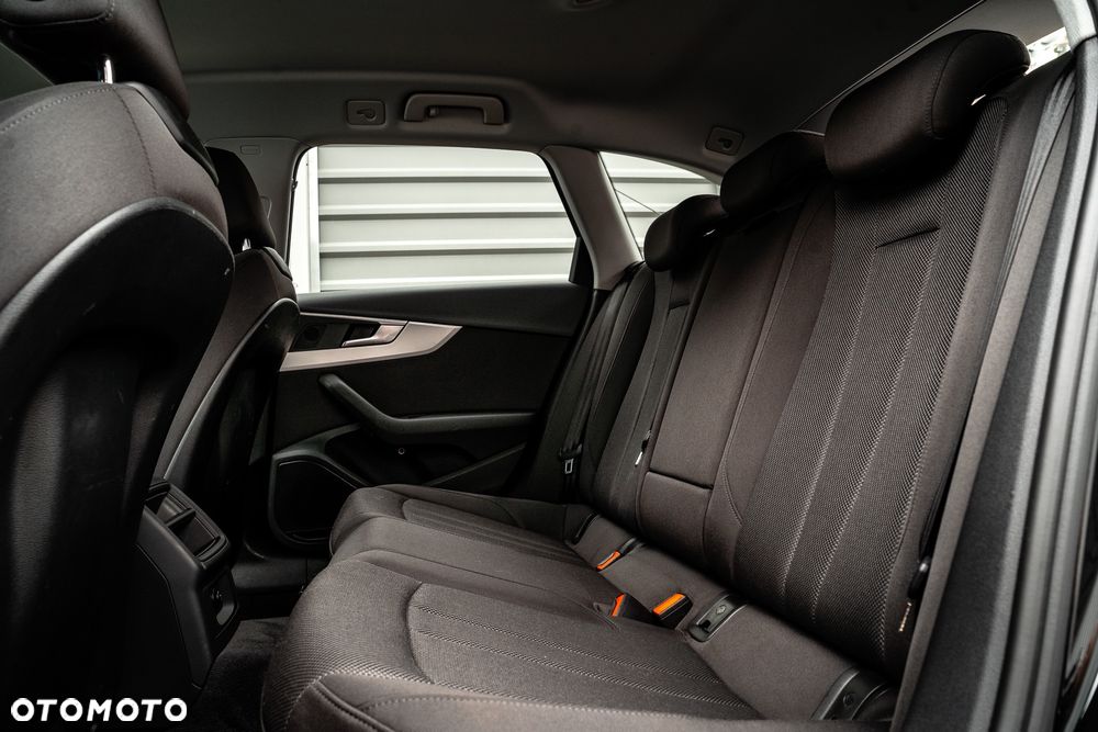 Audi A4 Avant 2.0 TDI Sport S tronic - 19