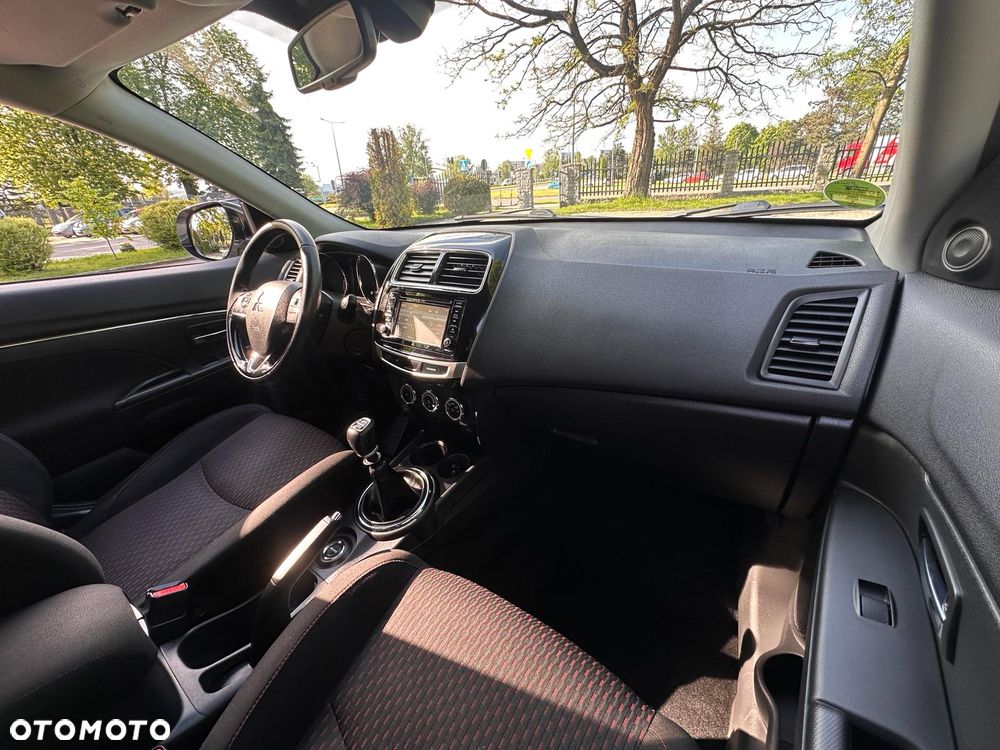 Mitsubishi ASX 1.6 DI-D 4WD Plus - 10