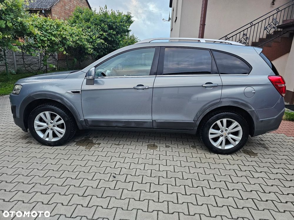 Chevrolet Captiva 2.2 D LT+ - 8