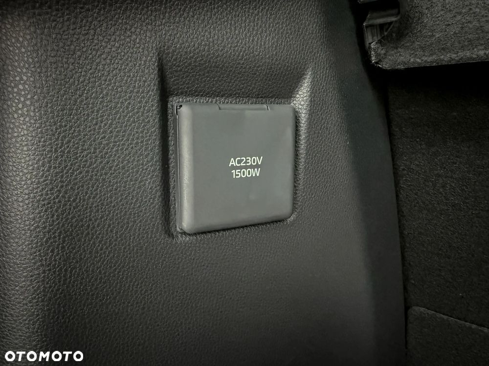 Toyota C-HR 2.0 PHEV Dynamic Force Executive - 22