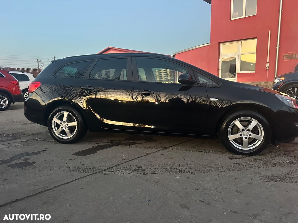 Opel Astra 2.0 CDTI DPF Sports Tourer - 7