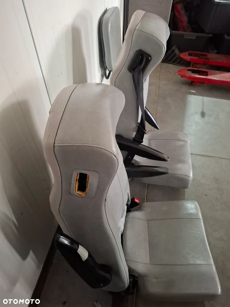 Fotele dodatkowe kamper karetka 3sztuki komplet Renault Master Ducato Boxer obrotowe - 5