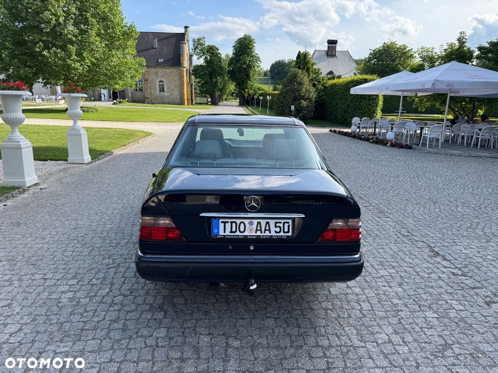 Mercedes-Benz Klasa E 220 - 9