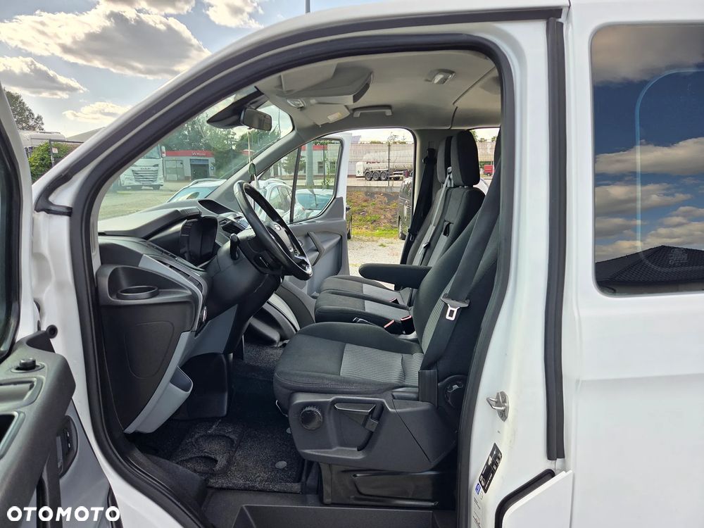 Ford Transit Custom 310 L2H1 Limited - 12