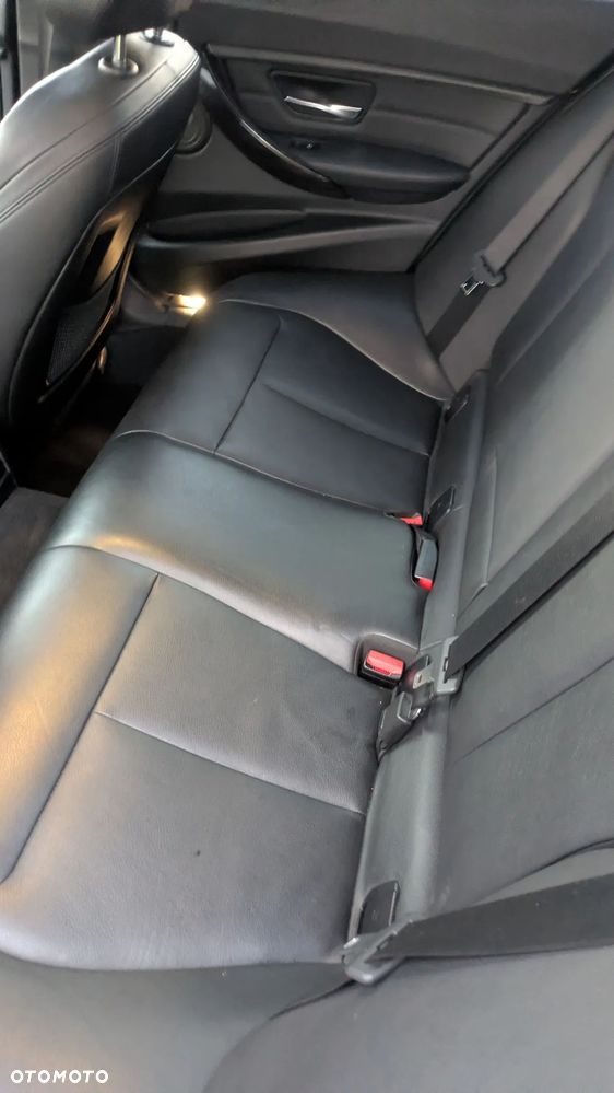 BMW Seria 3 - 30