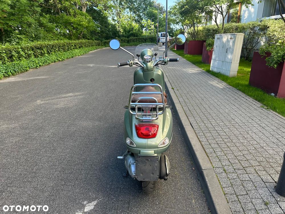 Piaggio Vespa - 5