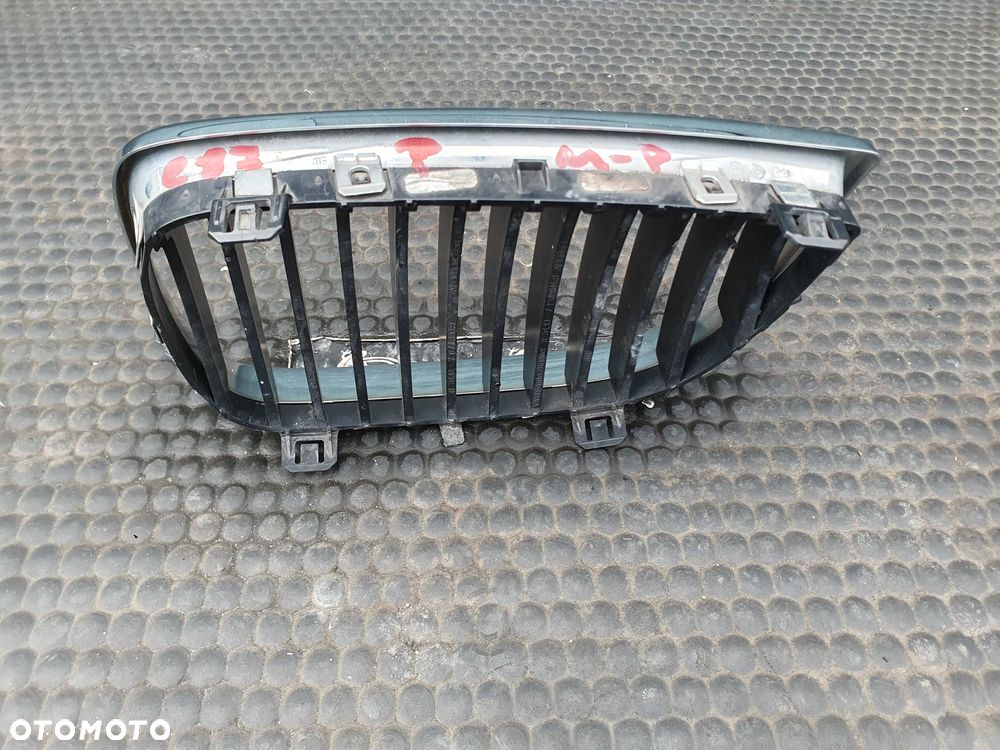 Kratka 7128613 7128614 7906809 Atrapa Nerki Nerka Gril Atrapka Zderzaka Przód M-Pakiet BMW 1 E81 E87 LCI Lift - 25
