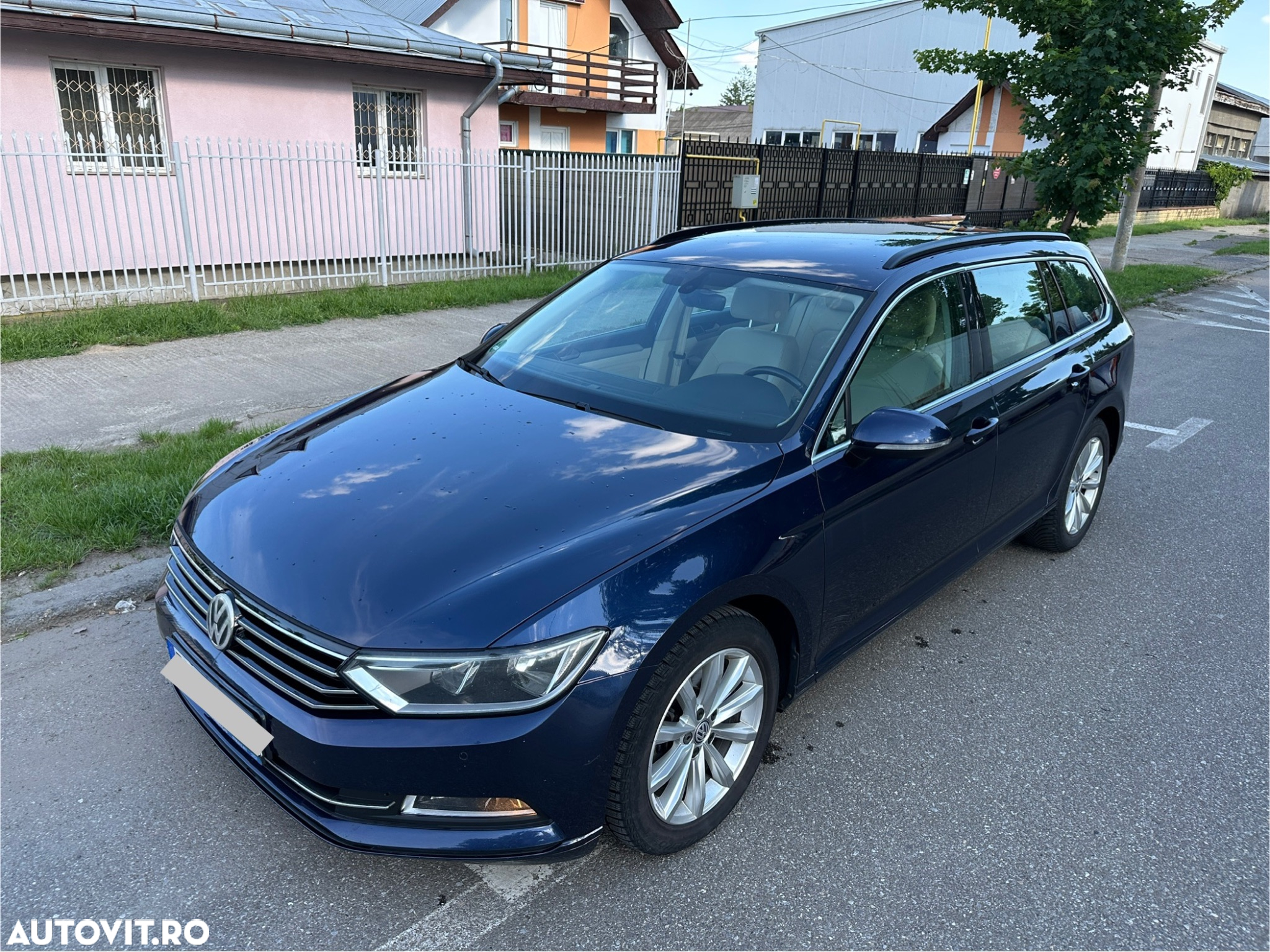 Volkswagen Passat Variant 2.0 TDI DSG (BlueMotion Technology) Highline - 2