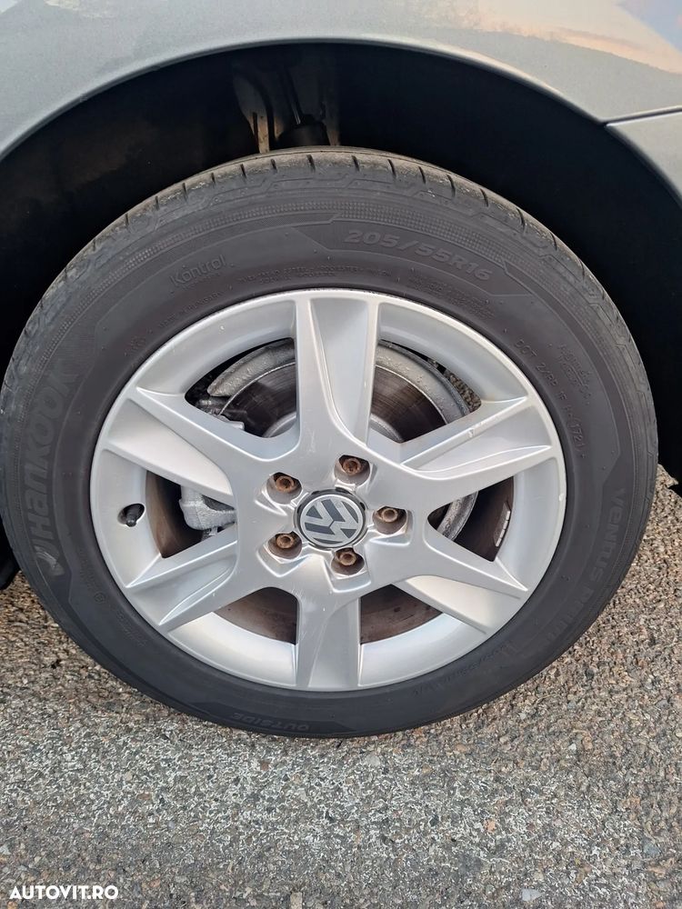 Volkswagen Jetta - 19