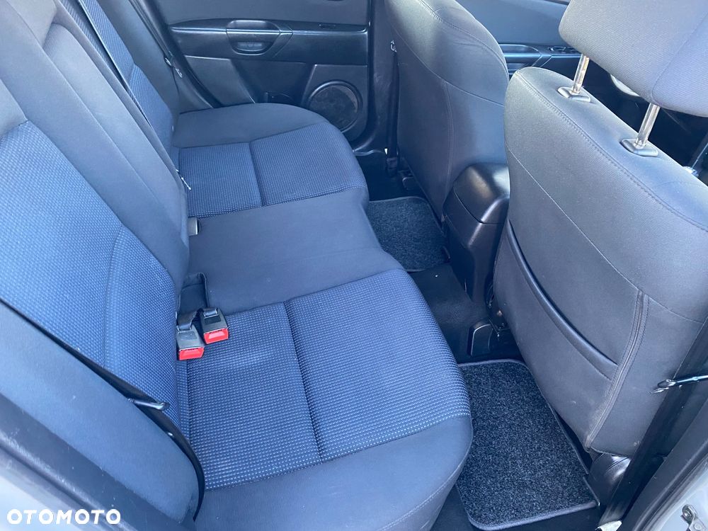 Mazda 3 1.6 Sport Active - 28