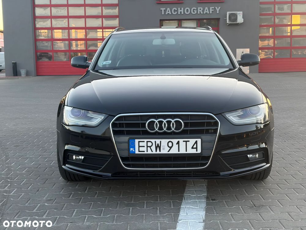 Audi A4 Avant 2.0 TDI - 13
