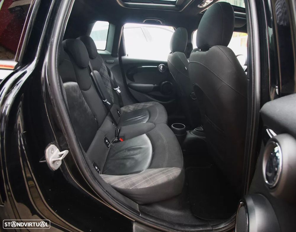 MINI 5 Portas Cooper D Seven Chili - 25