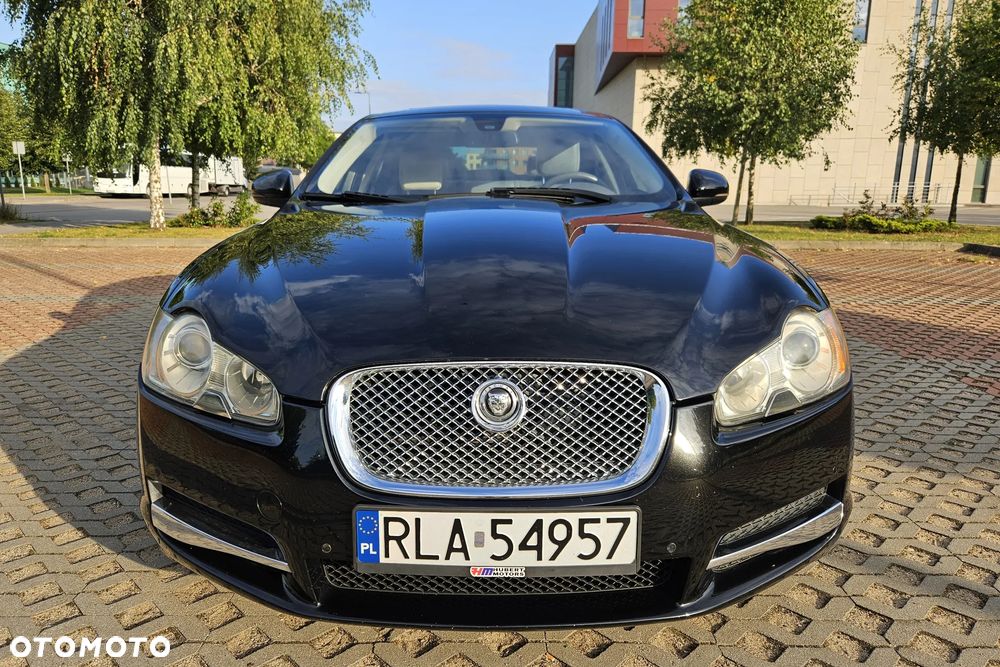 Jaguar XF 5.0 V8 Premium Luxury - 9
