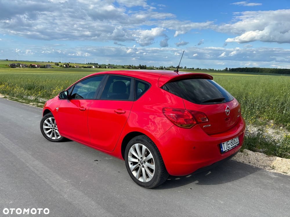 Opel Astra 1.4 ecoFLEX - 2
