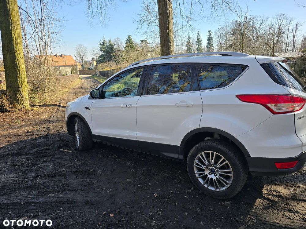 Ford Kuga 2.0 TDCi 4x4 Titanium - 8