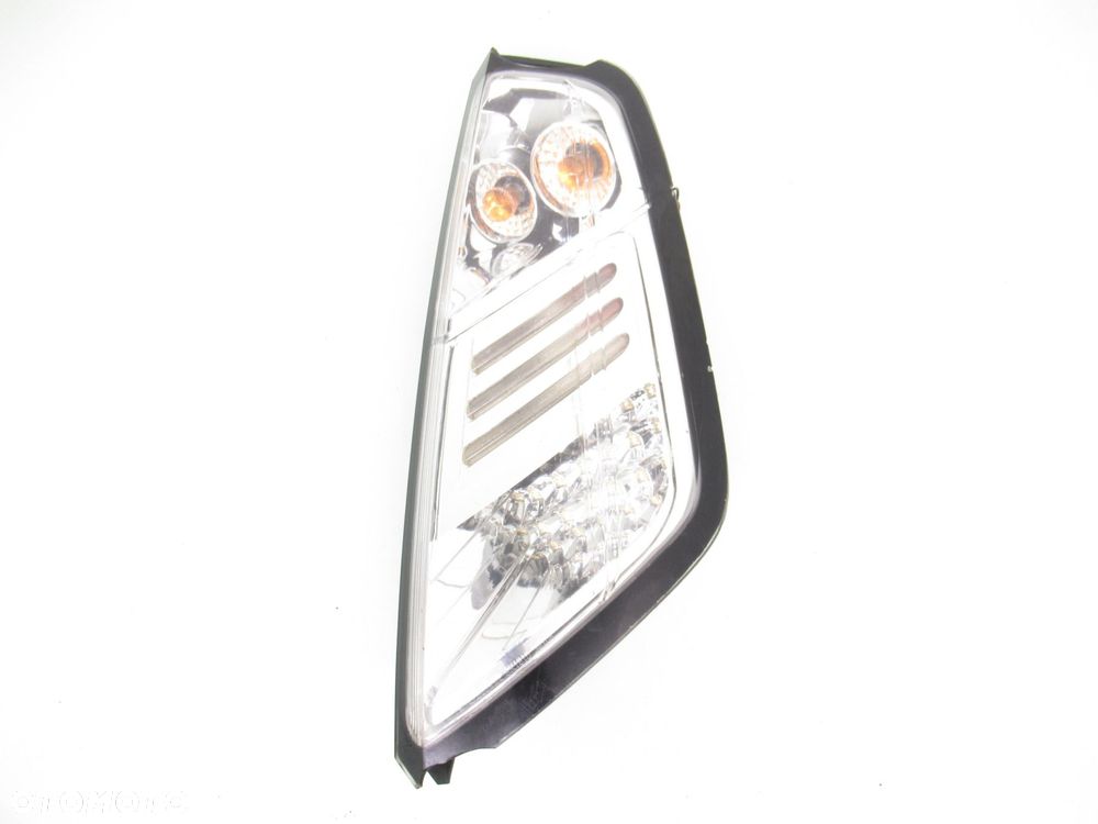 LAMPA PRAWA TYLNA FIAT GRANDE PUNTO - 1