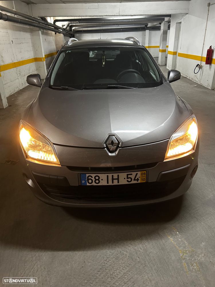 Renault Mégane Sport Tourer 1.5 dCi Dynamique - 1