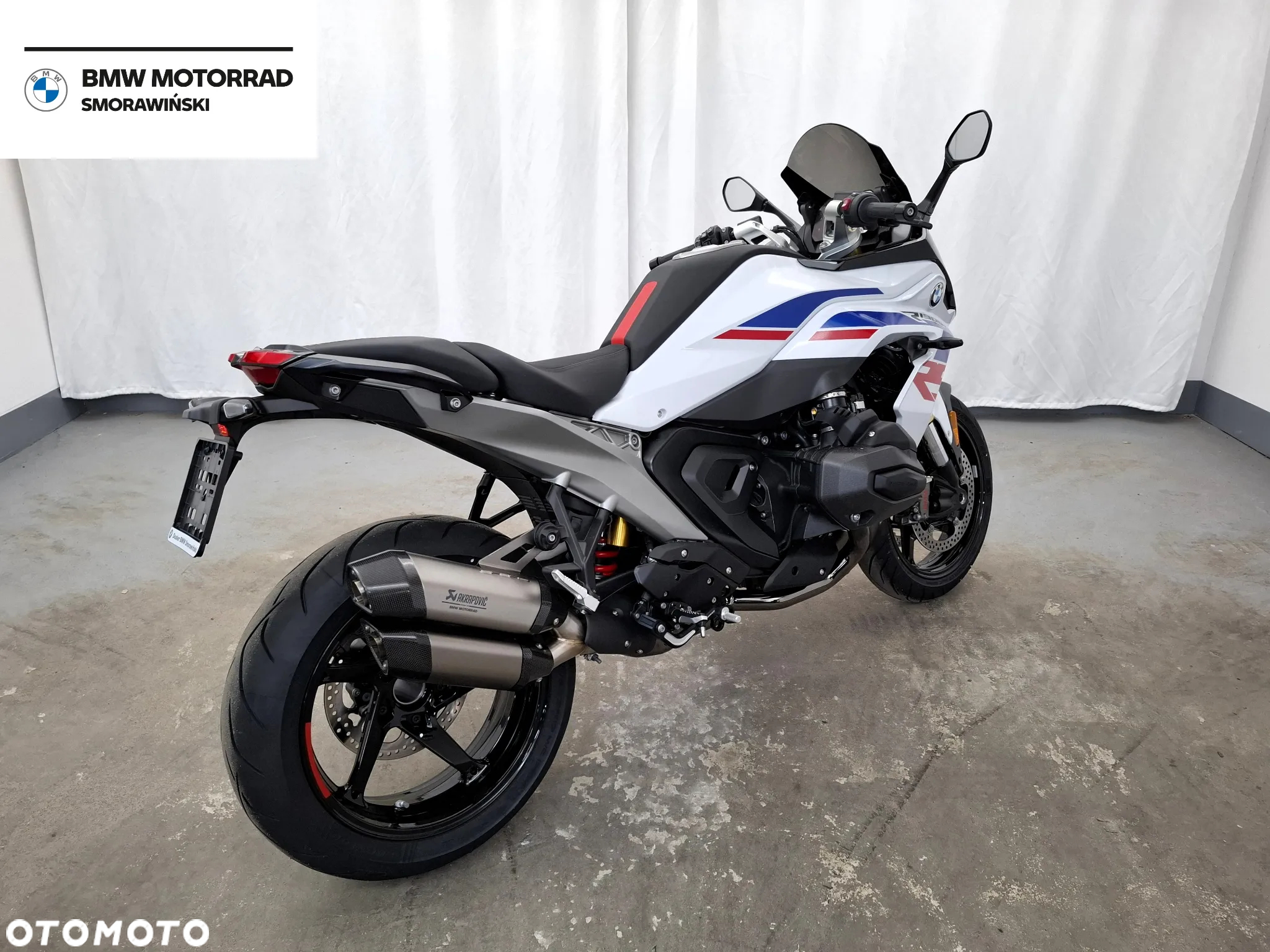 BMW R - 8