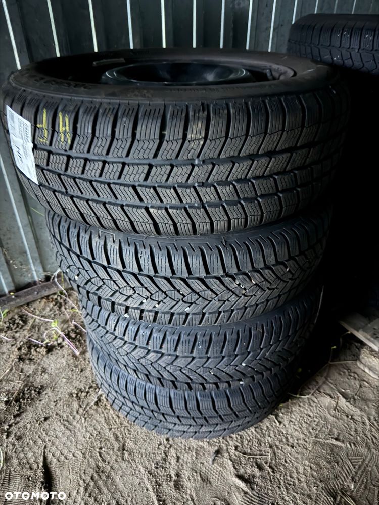 Ford Focus 1.5 EcoBlue STart-Stopp-System TITANIUM - 10