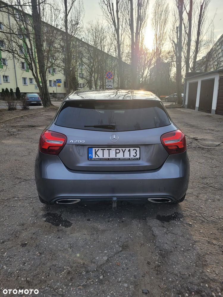 Mercedes-Benz Klasa A 200 7G-DCT Urban - 6