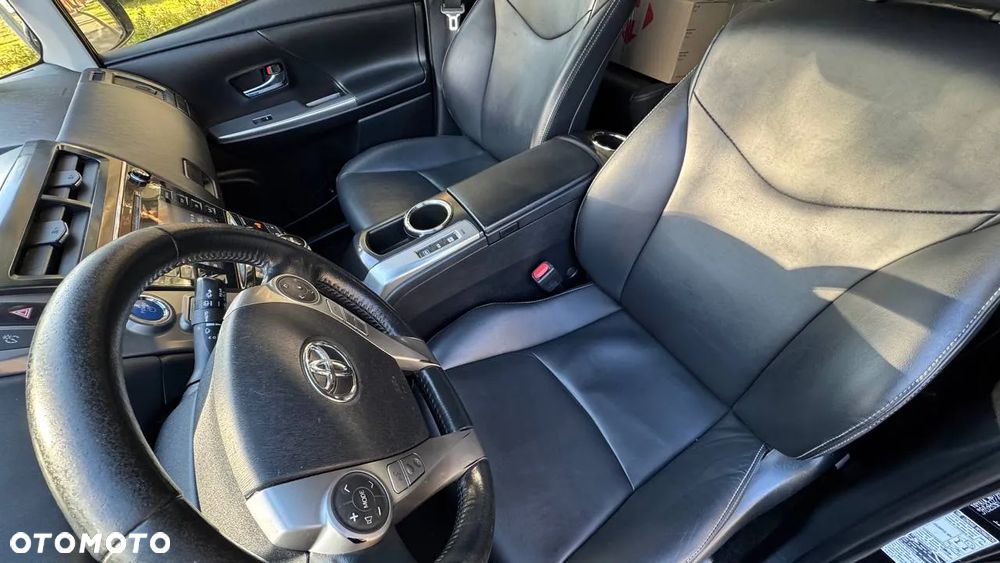 Toyota Prius+ Hybrid 135 Executive - 14