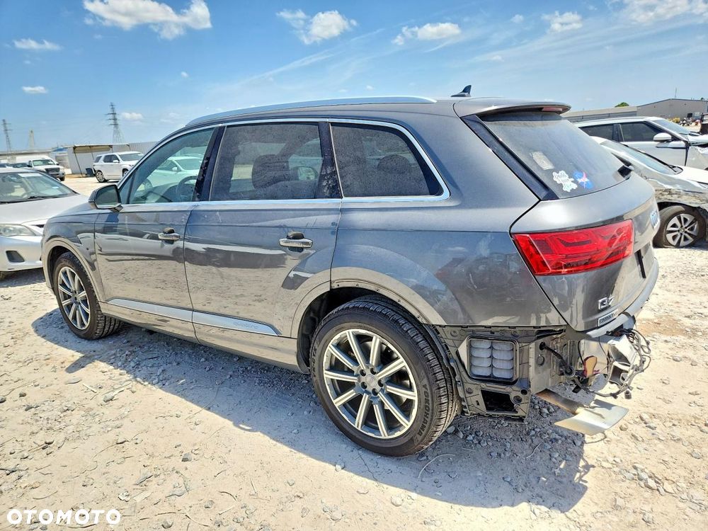 Audi Q7 - 3