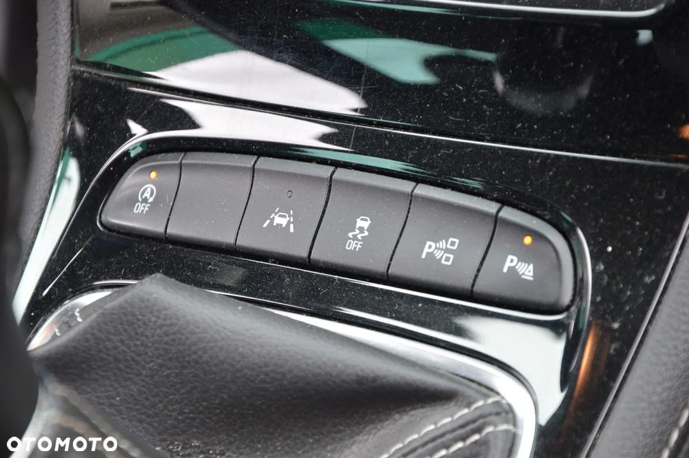 Opel Astra 1.4 Turbo Innovation - 26